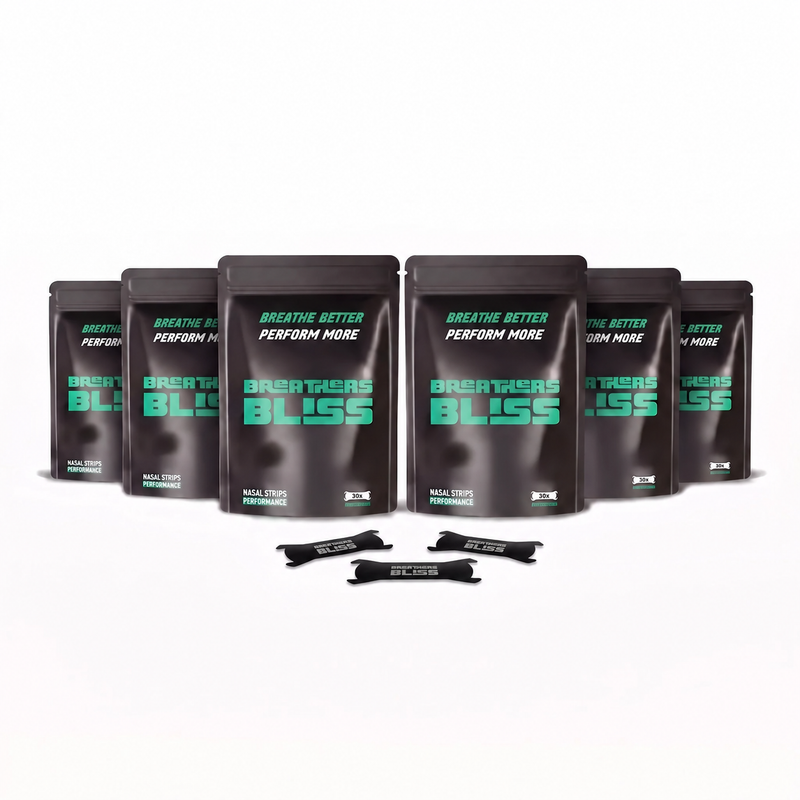 Pack de 6 sachets de bandes nasales Intense noires BreathersBliss, avec les bandes présentées devant.
