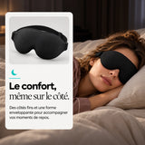 Masque de sommeil noir porté sur le côté au repos