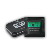 Boîte de 30 lingettes préparatrices BreathersBliss avec un sachet individuel noir.